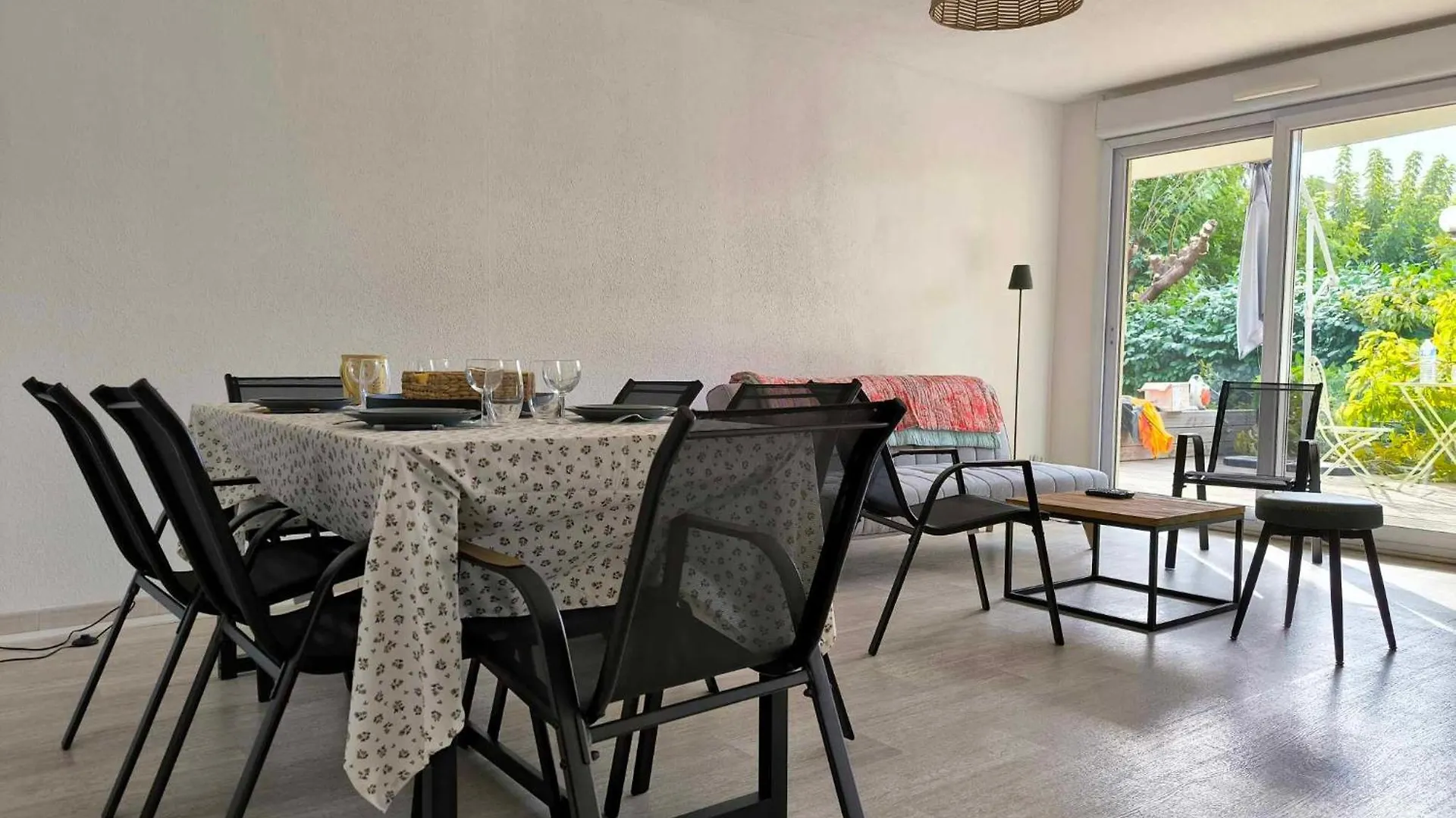 T2, 10Min Centre Historique, Clim, Jardin, Parking Apartment Avignon France