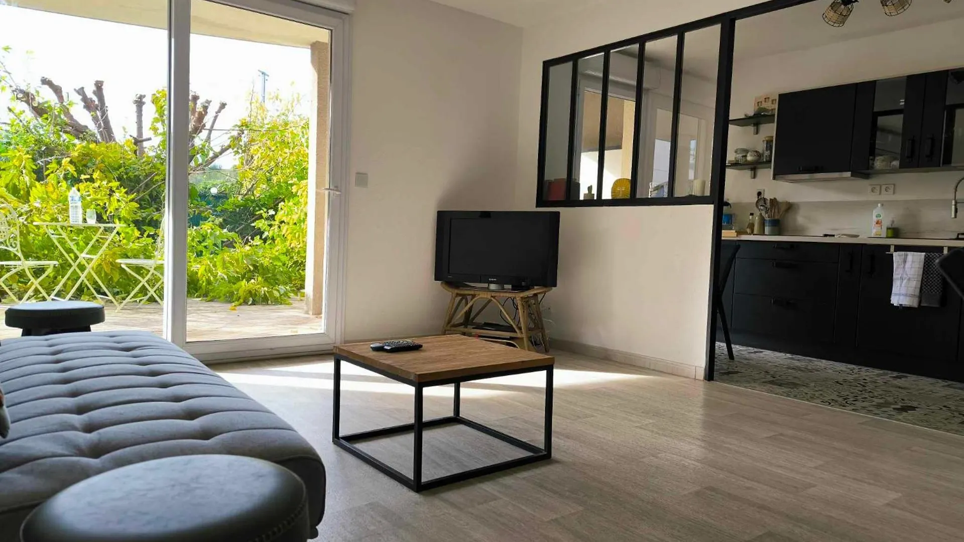 T2, 10Min Centre Historique, Clim, Jardin, Parking Apartment Avignon